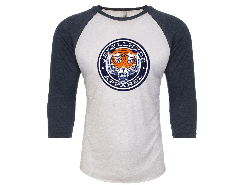 Tiger raglan